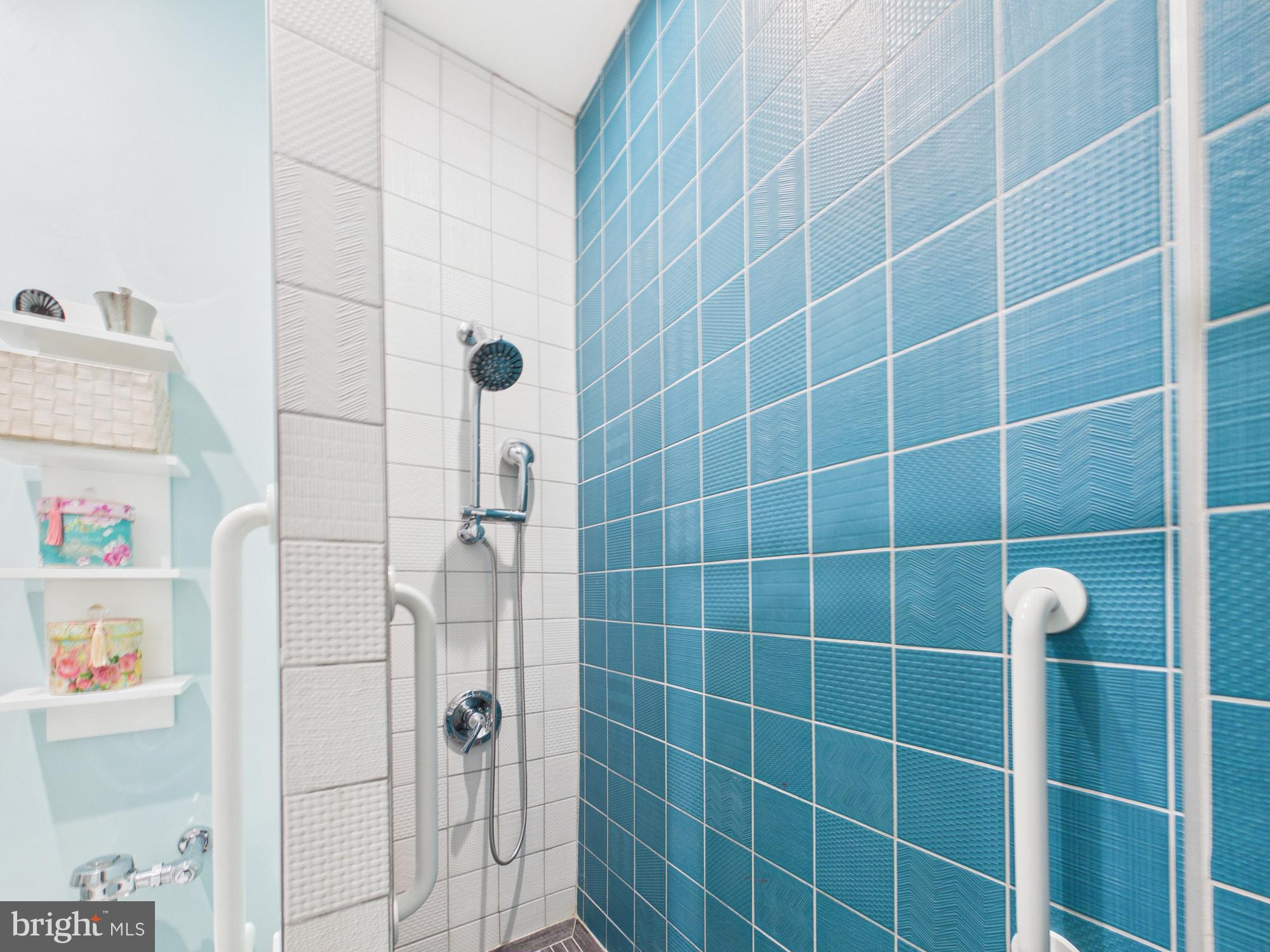 1 East Chase Street, Unit 412 Baltimore, MD 21202 - Photo 32 of 34