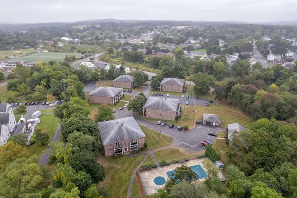 $2,700 | 5 Walker Road, Unit 2, North Andover, MA 01845