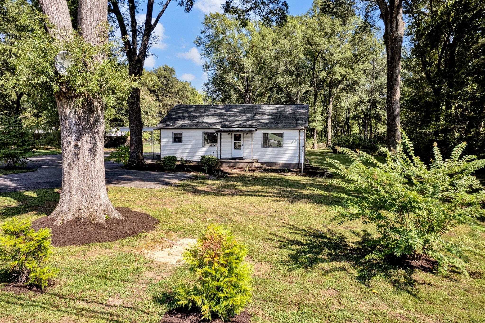 1300 Mullins Station Road Memphis, TN 38134 - Photo 1 of 34 Gallery Image 1