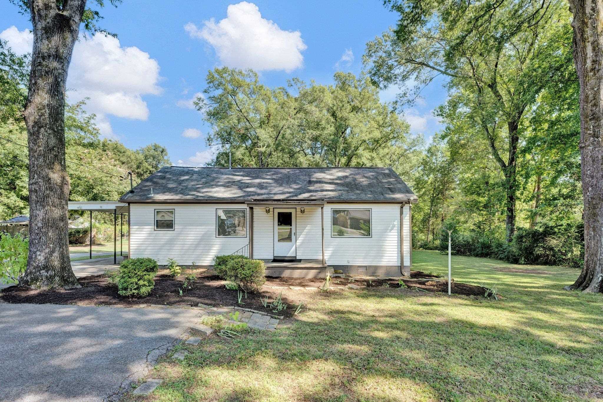 1300 Mullins Station Road Memphis, TN 38134 - Photo 2 of 34 Gallery Image 2