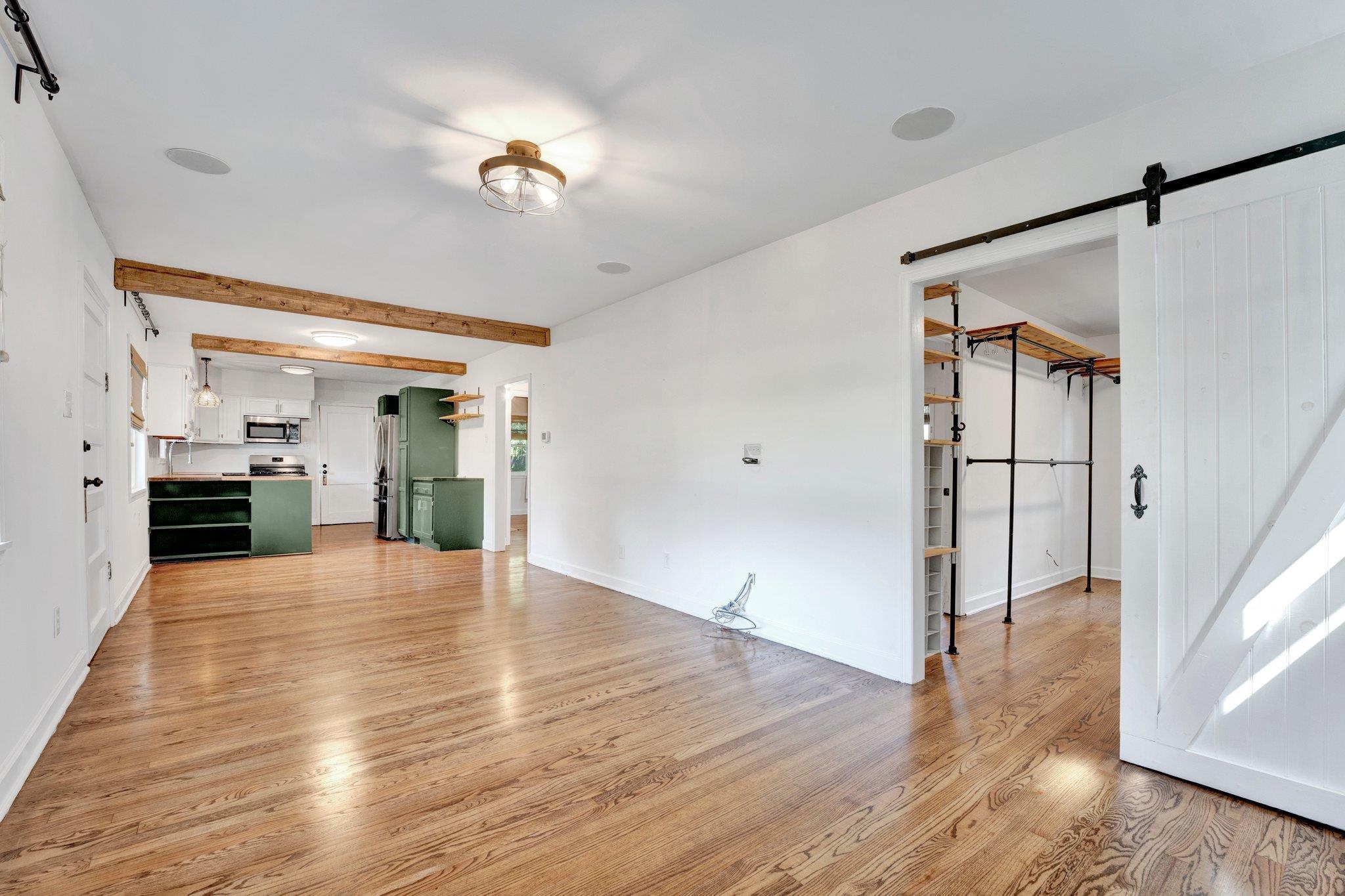 1300 Mullins Station Road Memphis, TN 38134 - Photo 9 of 34 Gallery Image 9