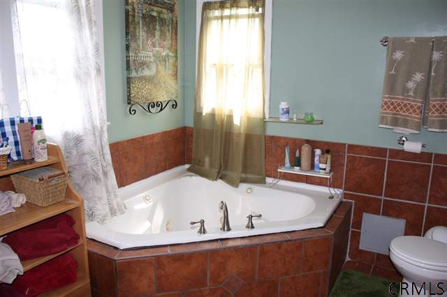10 Bogardus Road Albany, NY 12208 - Photo 11 of 15 Photo 11