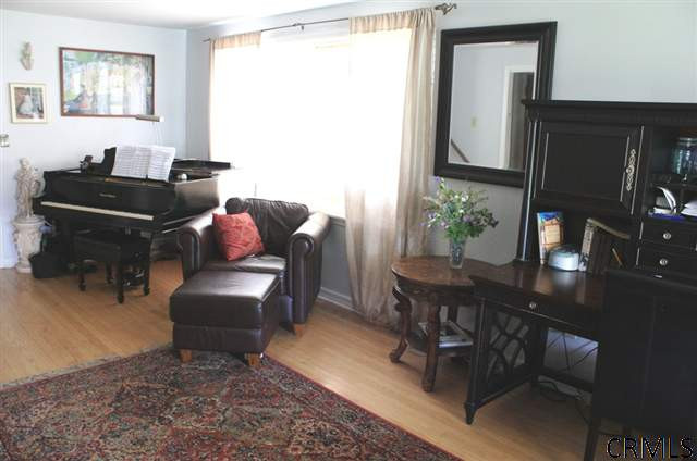 10 Bogardus Road Albany, NY 12208 - Photo 3 of 15 Photo 3