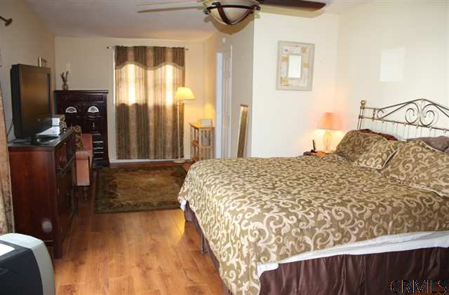 10 Bogardus Road Albany, NY 12208 - Photo 9 of 15 Photo 9
