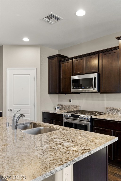 11008 Prairie Grove Road Las Vegas, NV 89179 - Photo 14 of 46