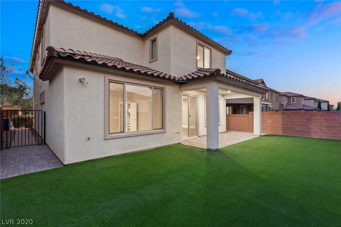 11008 Prairie Grove Road Las Vegas, NV 89179 - Photo 6 of 46