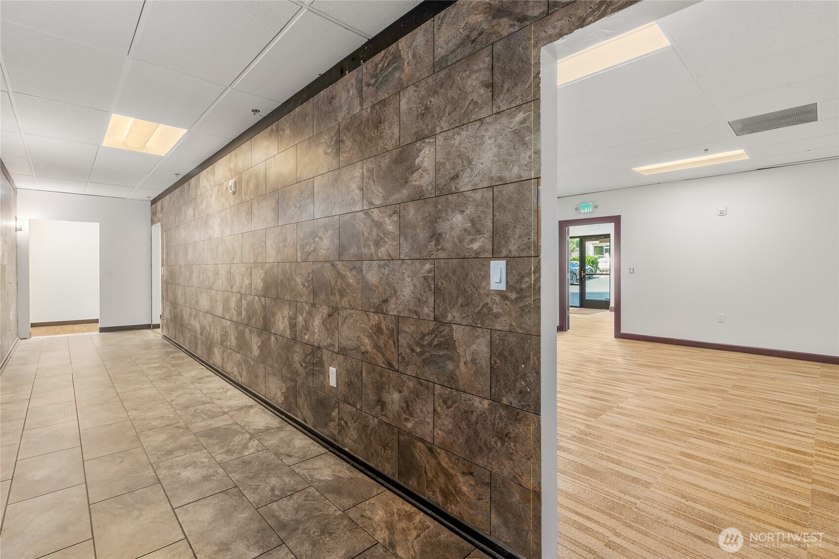 1207 North 152nd Street, Unit C Shoreline, WA 98133 - Photo 12 of 17 a view of hallway with livingroom
