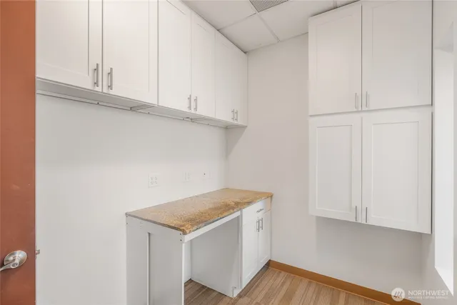 a view of utility room