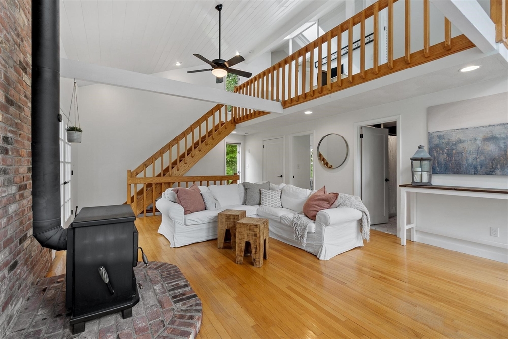 592 Sugar Road Bolton, MA 01740 - Photo 9 of 42 Gallery Image 9