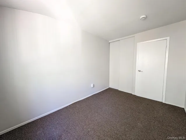 $394,999 | 136 Hill Crescent, Calverton, NY 11933