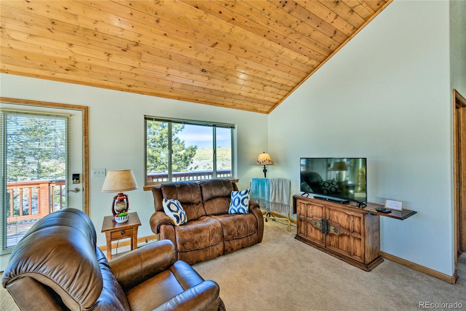 423 Wagon Wheel Road Hartsel, CO 80449 - Photo 13 of 33