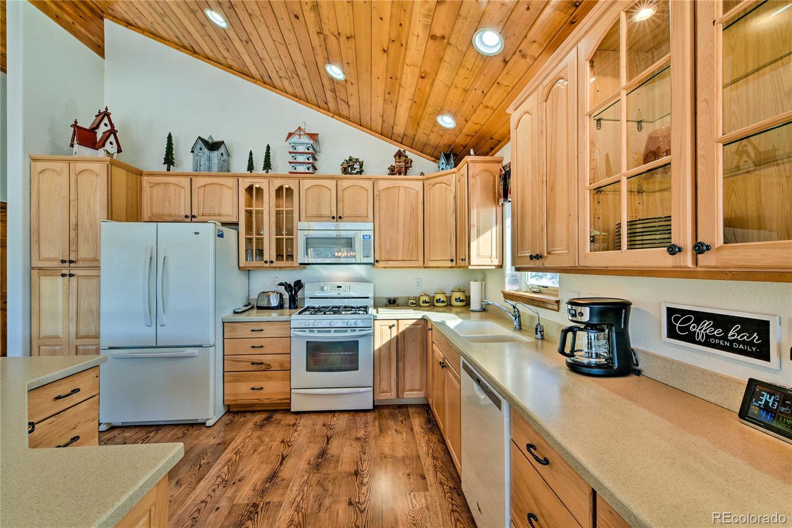 423 Wagon Wheel Road Hartsel, CO 80449 - Photo 14 of 33