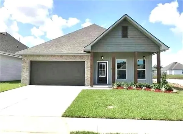 $318,000 | 4644 Bayou Nock Drive, Marrero, LA 70072