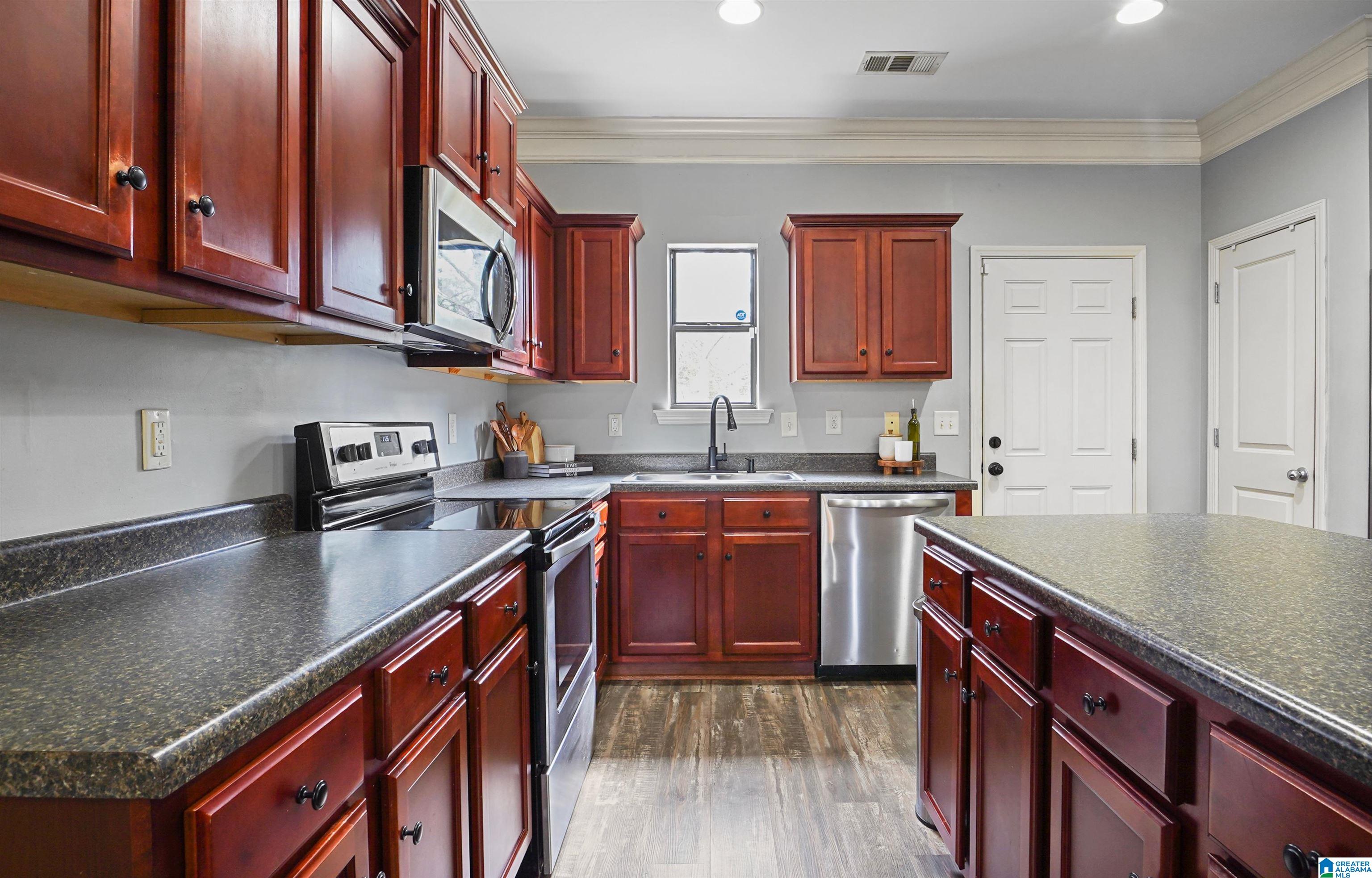 112 Waterstone Way Calera, AL 35040 - Photo 18 of 33