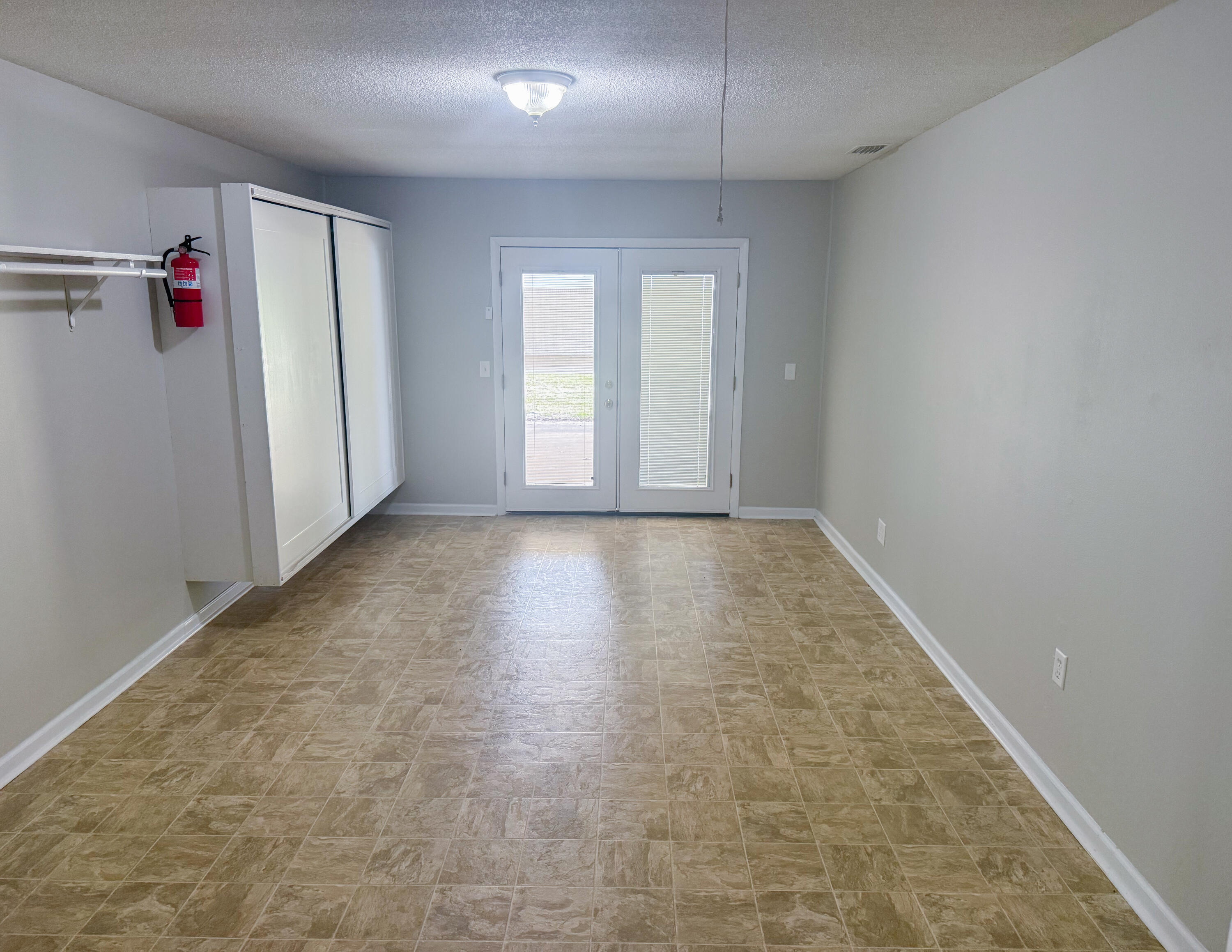 5496 Monterrey Road Crestview, FL 32539 - Photo 8 of 17 5496 Monterrey rd-4