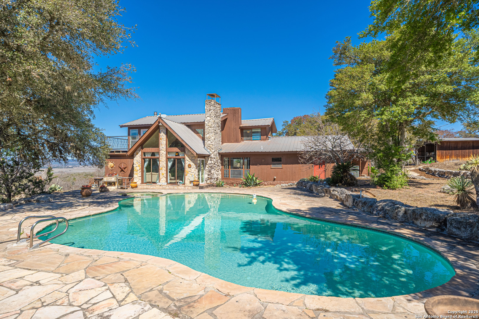 1839 Thanksgiving Road Utopia, TX 78884 - Photo 12 of 96