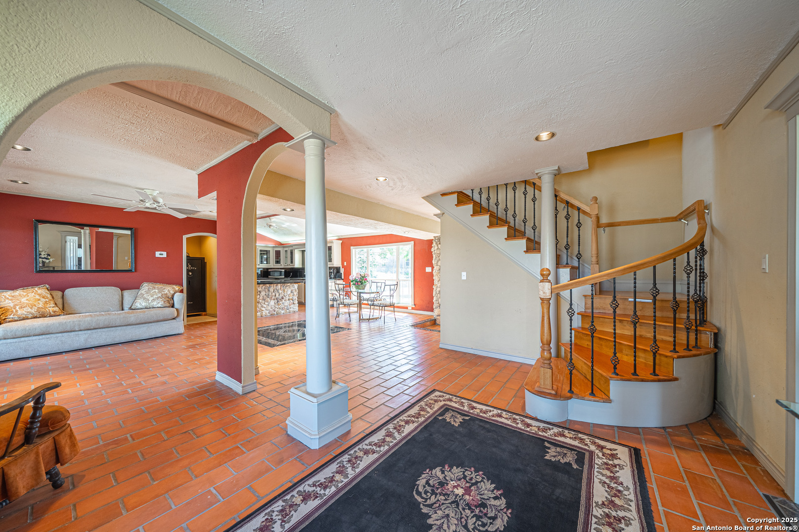 1839 Thanksgiving Road Utopia, TX 78884 - Photo 17 of 96