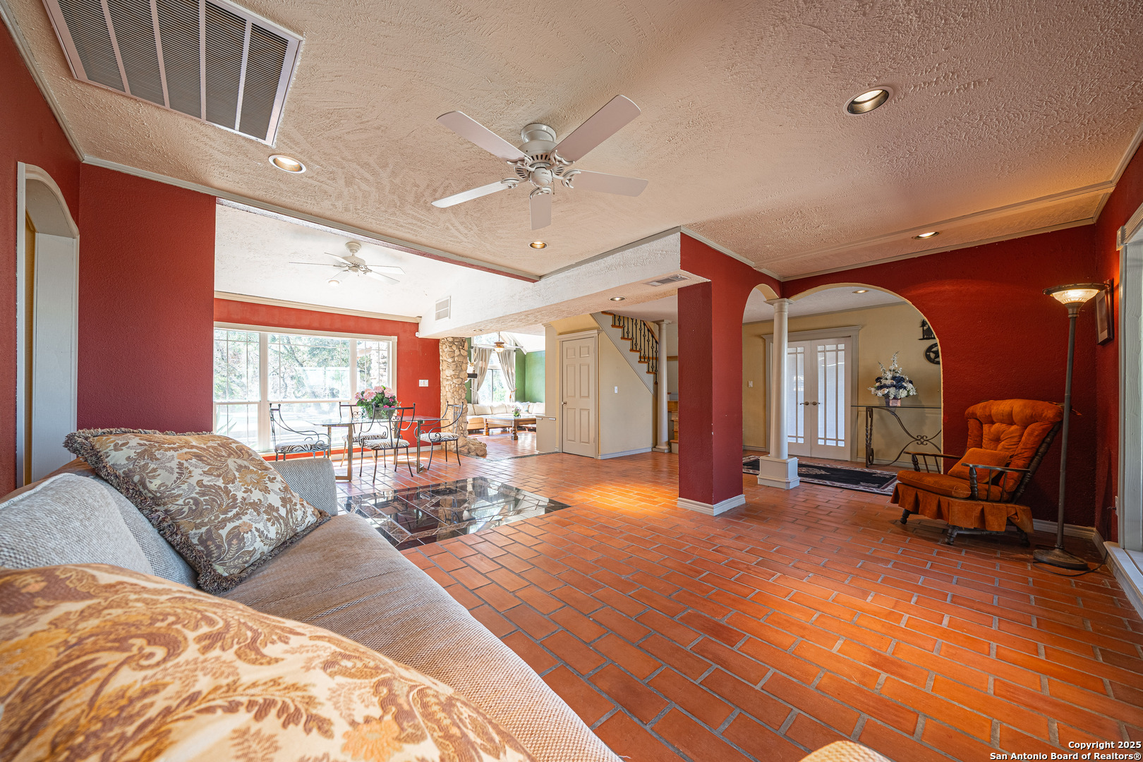 1839 Thanksgiving Road Utopia, TX 78884 - Photo 19 of 96