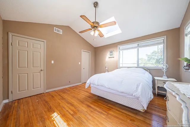 $999,900 | 1839 Thanksgiving Road, Utopia, TX 78884