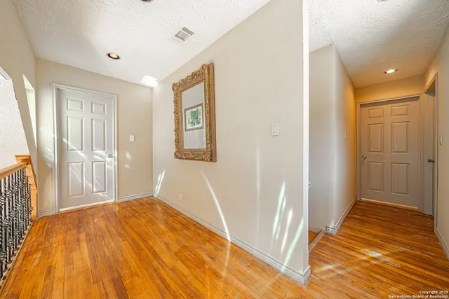 $999,900 | 1839 Thanksgiving Road, Utopia, TX 78884