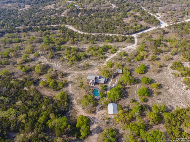 $999,900 | 1839 Thanksgiving Road, Utopia, TX 78884