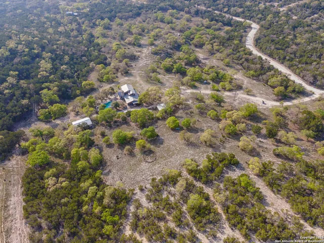 $999,900 | 1839 Thanksgiving Road, Utopia, TX 78884