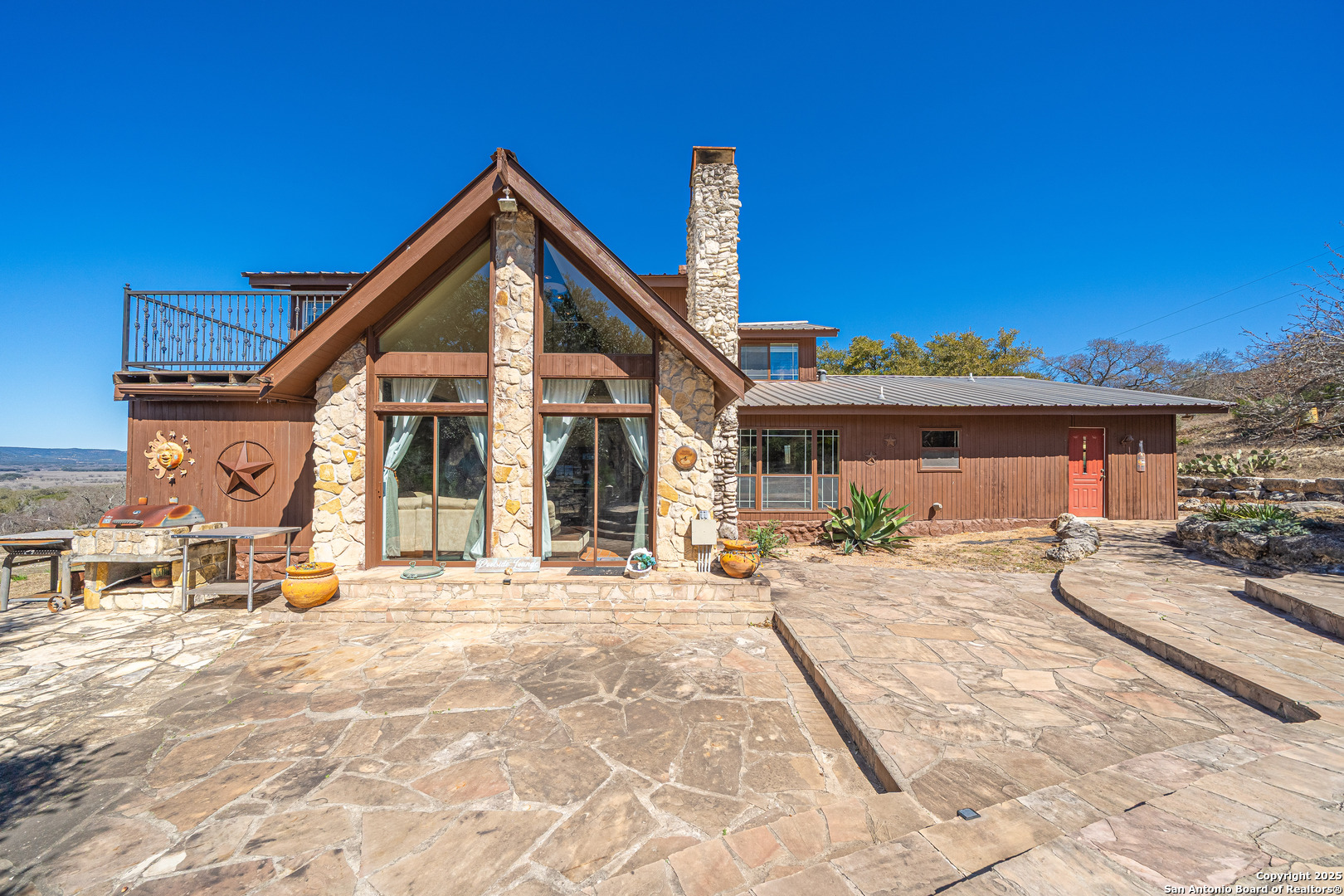 1839 Thanksgiving Road Utopia, TX 78884 - Photo 10 of 96