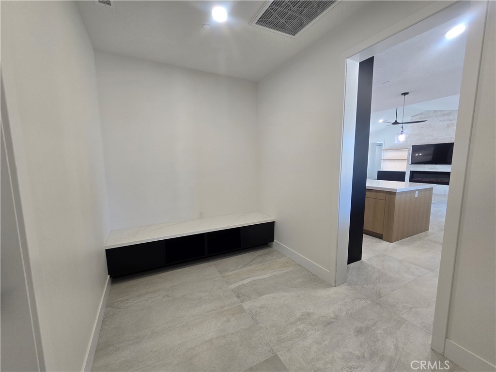 6224 Outpost Road Oak Hills, CA 92344 - Photo 40 of 58