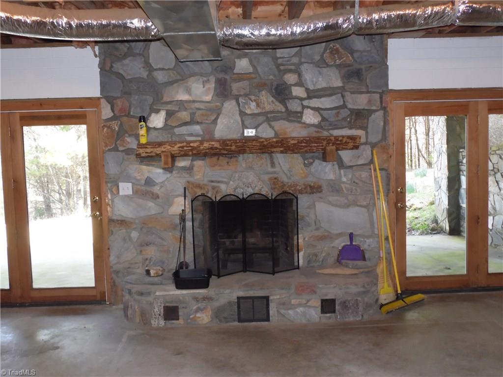 10004 Glade Valley Road Ennice, NC 28623 - Photo 28 of 30