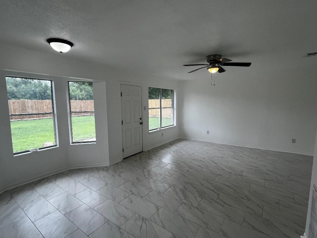 5111 Maple Drive Baytown, TX 77521 - Photo 6 of 16