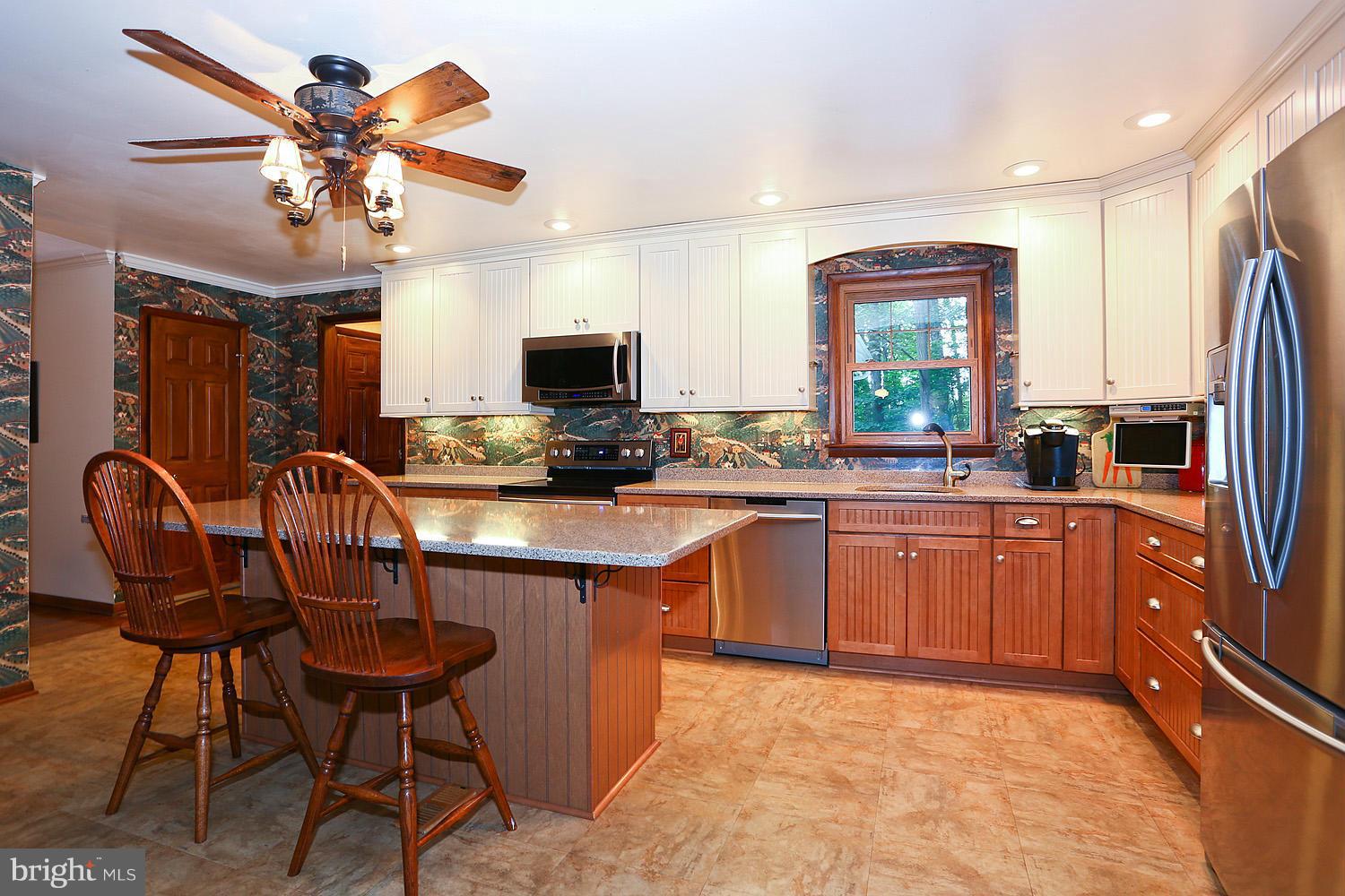 413 Leppo Road Westminster, MD 21158 - Photo 17 of 30 Kitchen Mannington Floor