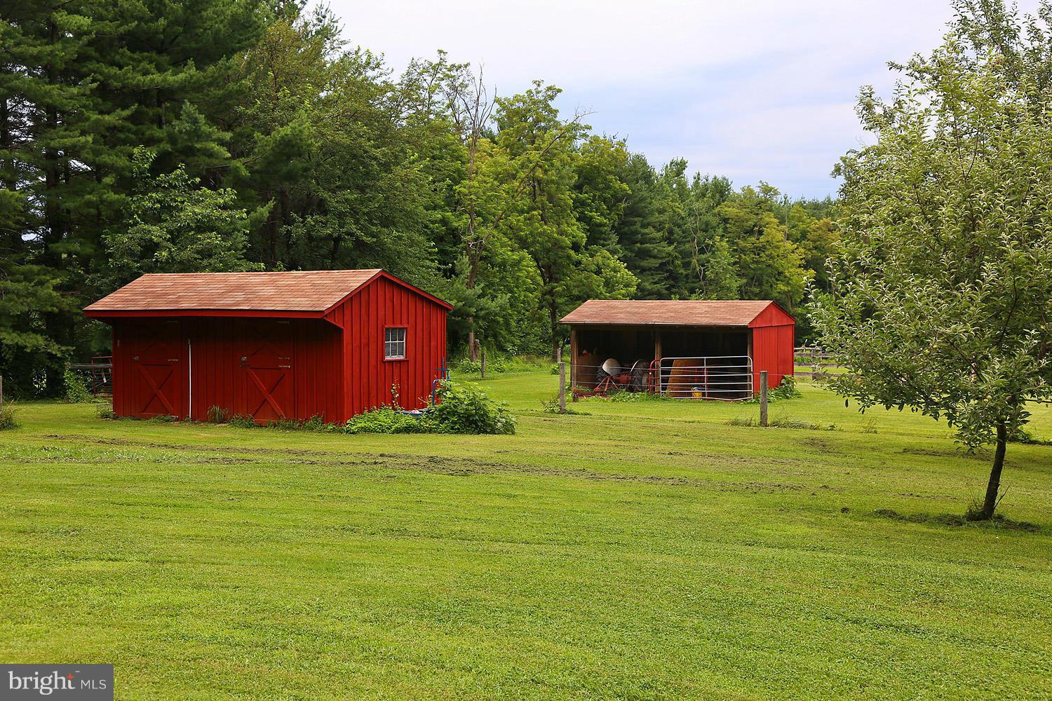 413 Leppo Road Westminster, MD 21158 - Photo 27 of 30 Barn and Run-in Shed