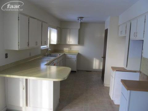 4510 East Copas Road Owosso, MI 48867 - Photo 16 of 17 20166654-15.JPG