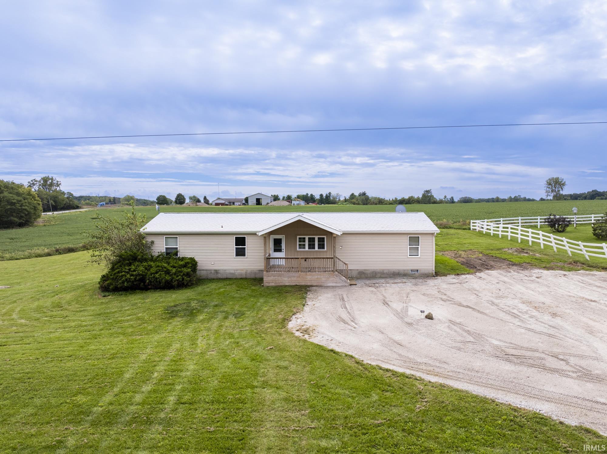 21630 Campbell Road Spencerville, IN 46788 - Photo 2 of 40 Gallery Image 2