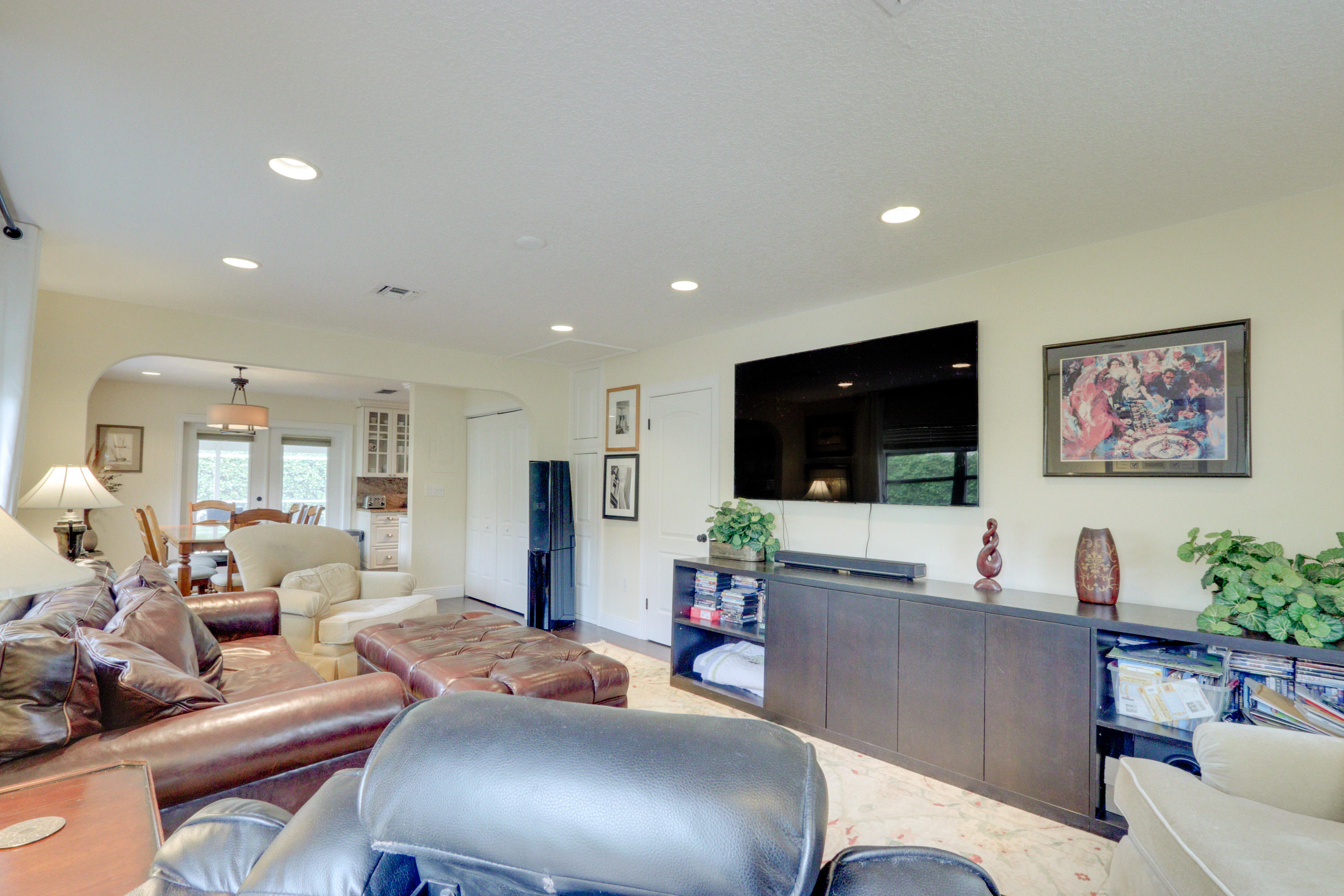 1126 Southwest 21st Street Boca Raton, FL 33486 - Photo 15 of 41 Family Room
