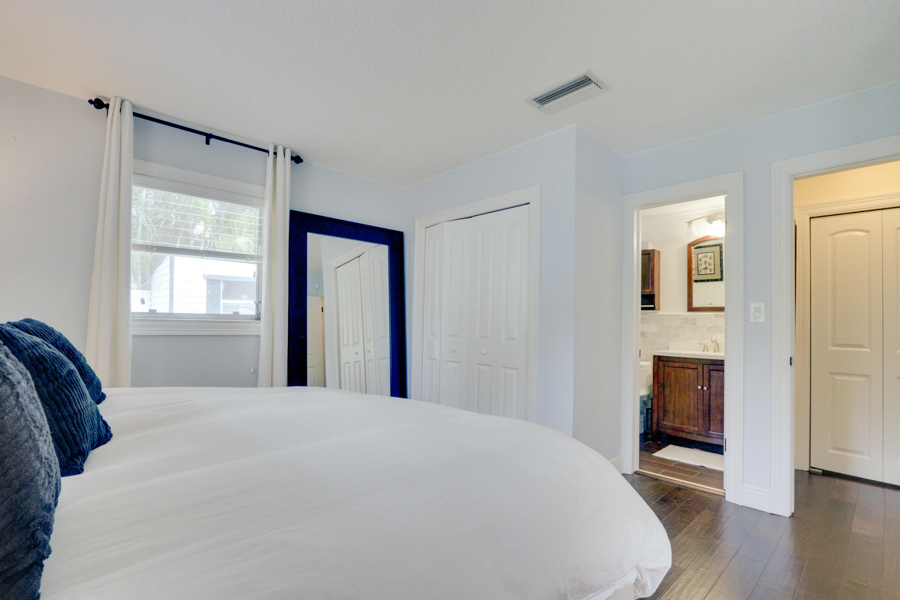 1126 Southwest 21st Street Boca Raton, FL 33486 - Photo 19 of 41 Master Bedroom