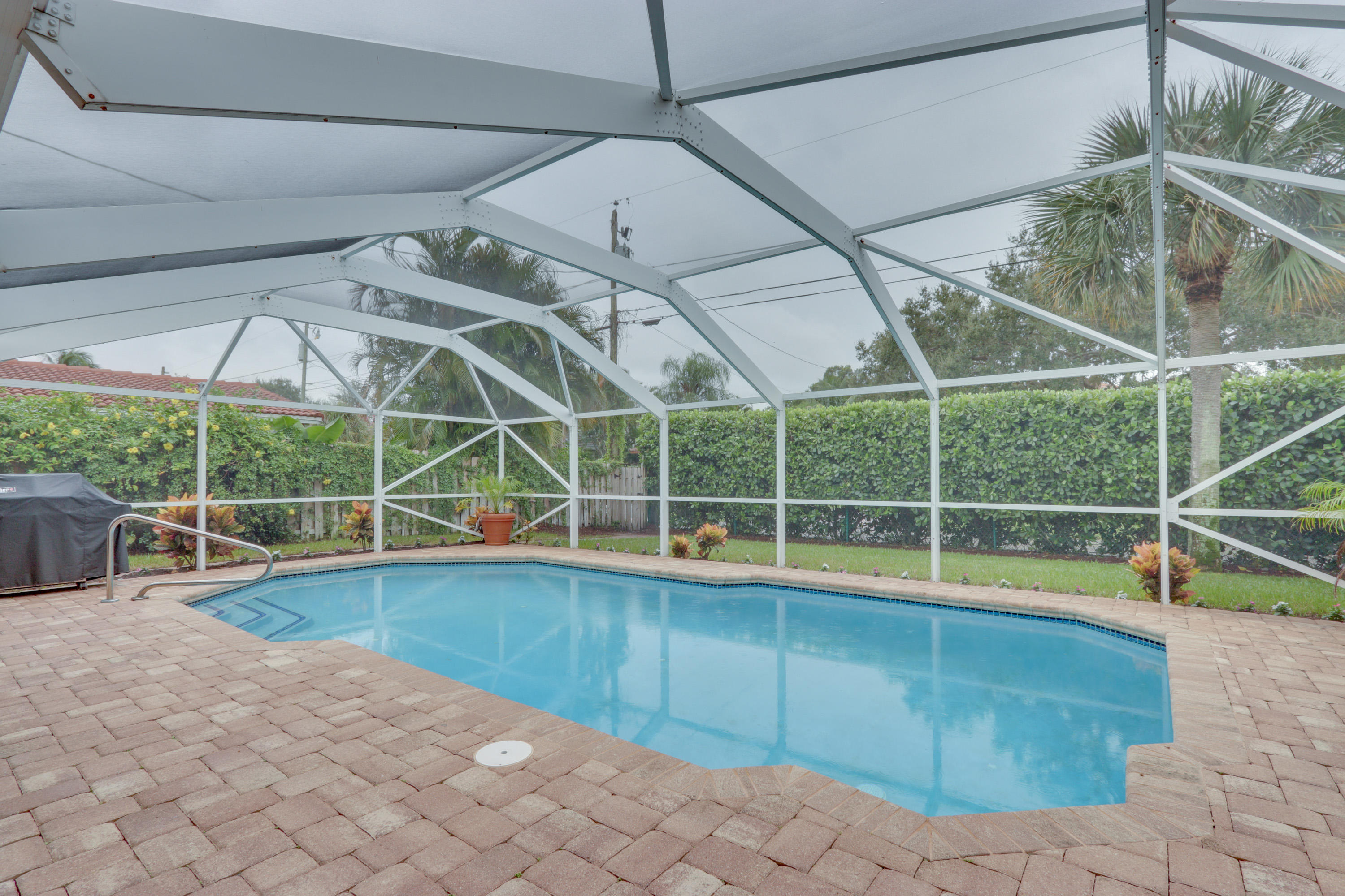 1126 Southwest 21st Street Boca Raton, FL 33486 - Photo 26 of 41 Pool / Patio