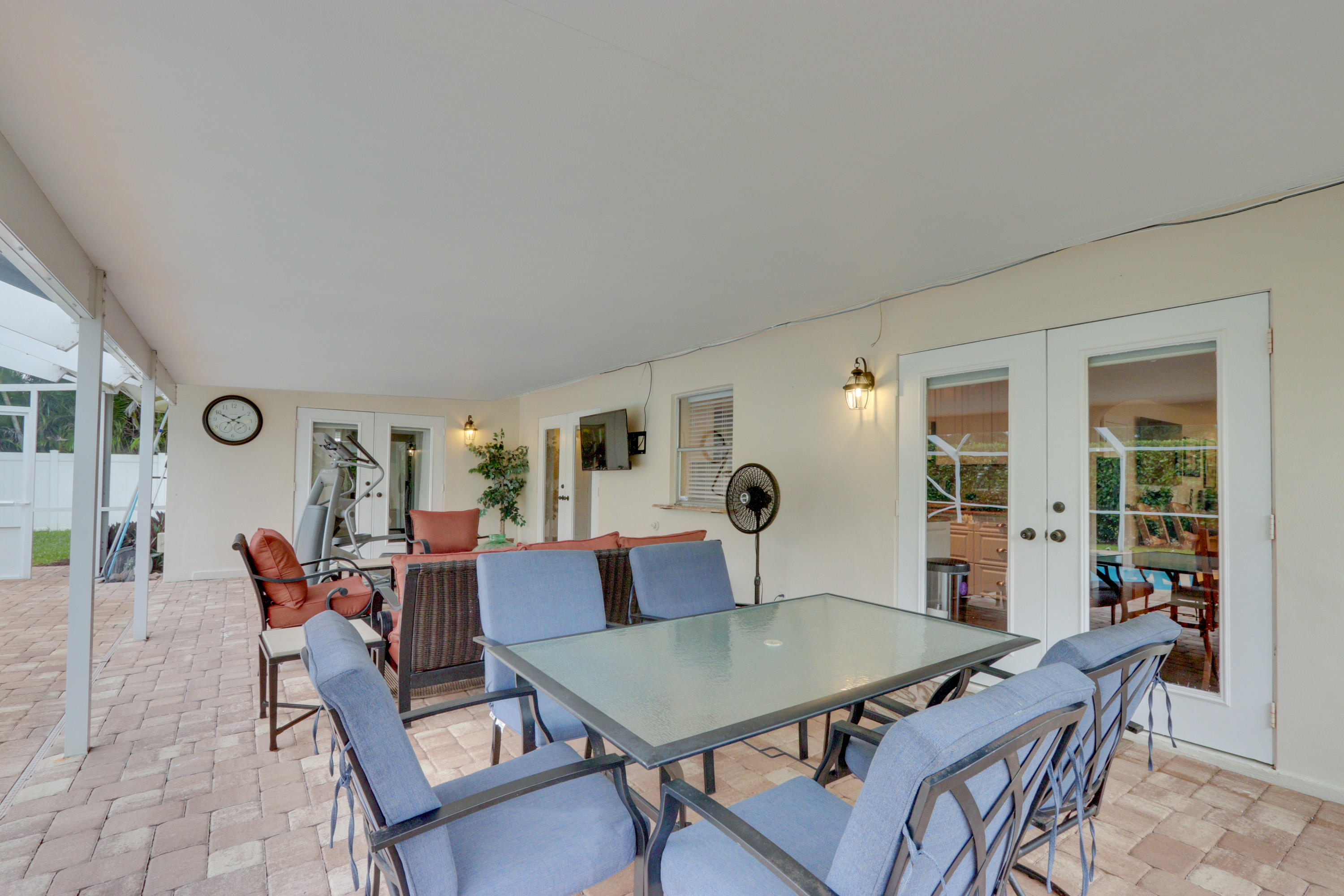 1126 Southwest 21st Street Boca Raton, FL 33486 - Photo 27 of 41 Large Under Cover Patio