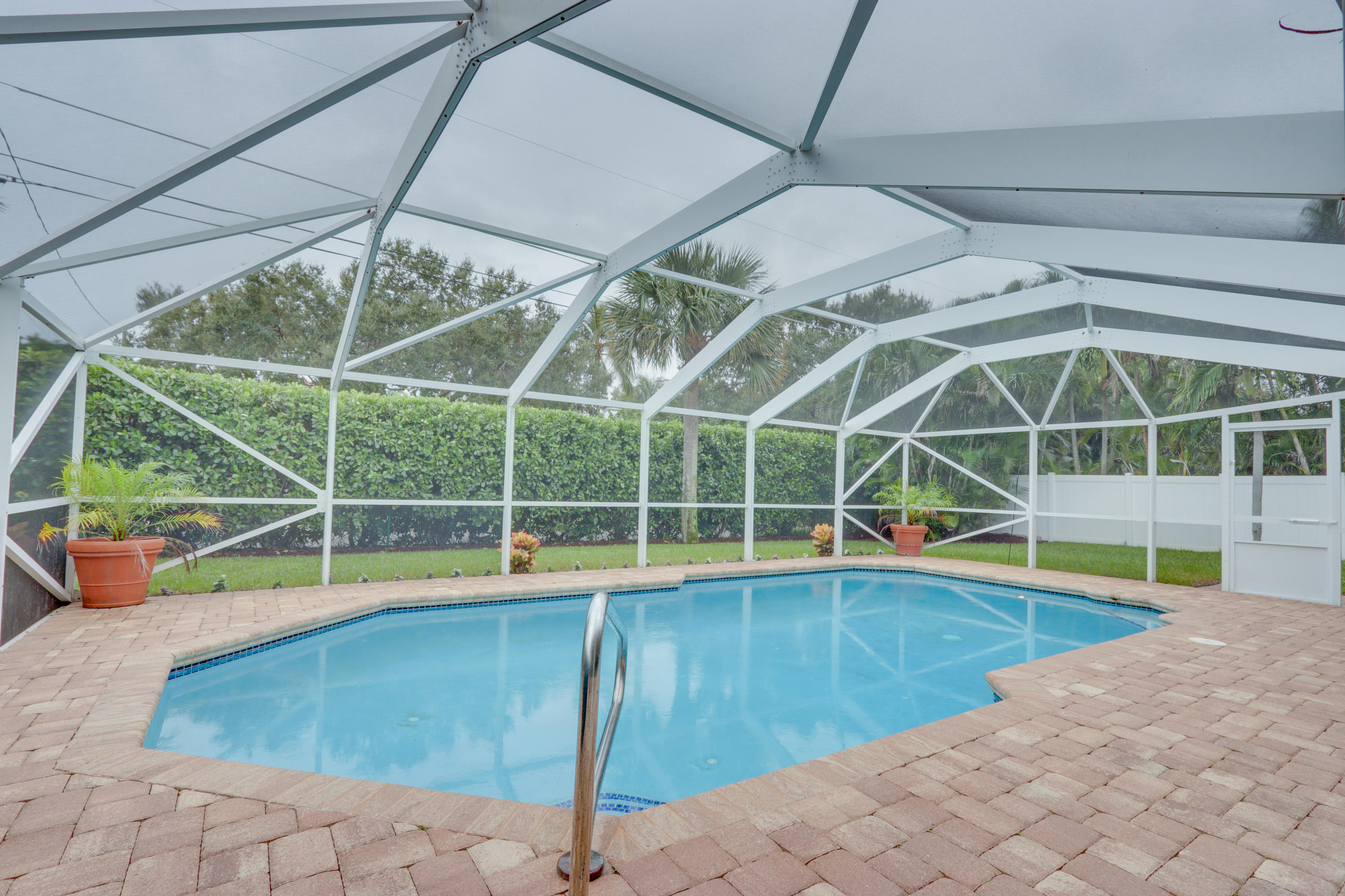 1126 Southwest 21st Street Boca Raton, FL 33486 - Photo 5 of 41 Pool / Patio