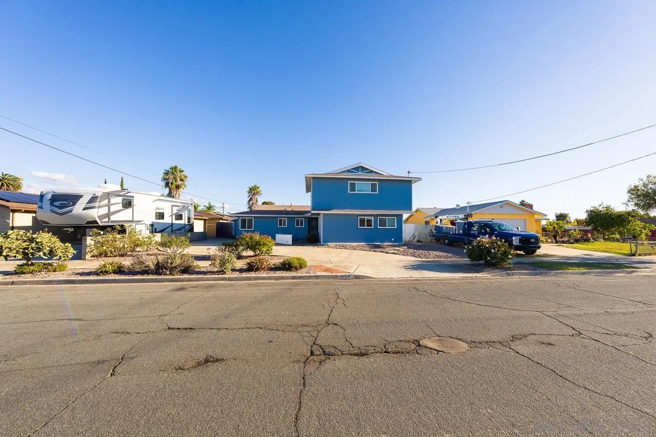 1607 Watwood Road Lemon Grove, CA 91945 - Photo 17 of 68