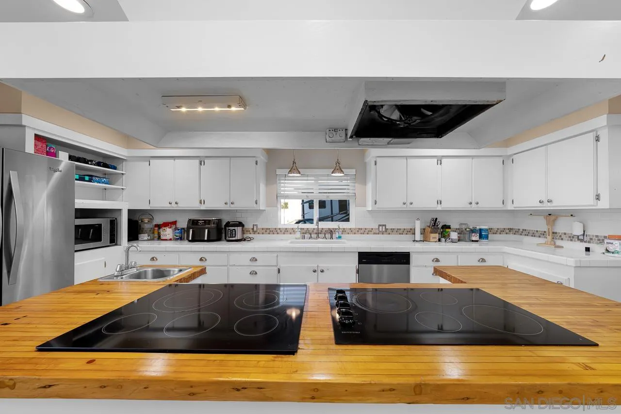 1607 Watwood Road Lemon Grove, CA 91945 - Photo 36 of 68