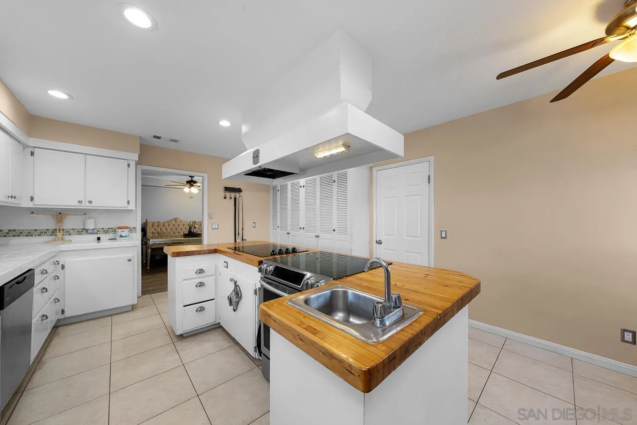 1607 Watwood Road Lemon Grove, CA 91945 - Photo 39 of 68