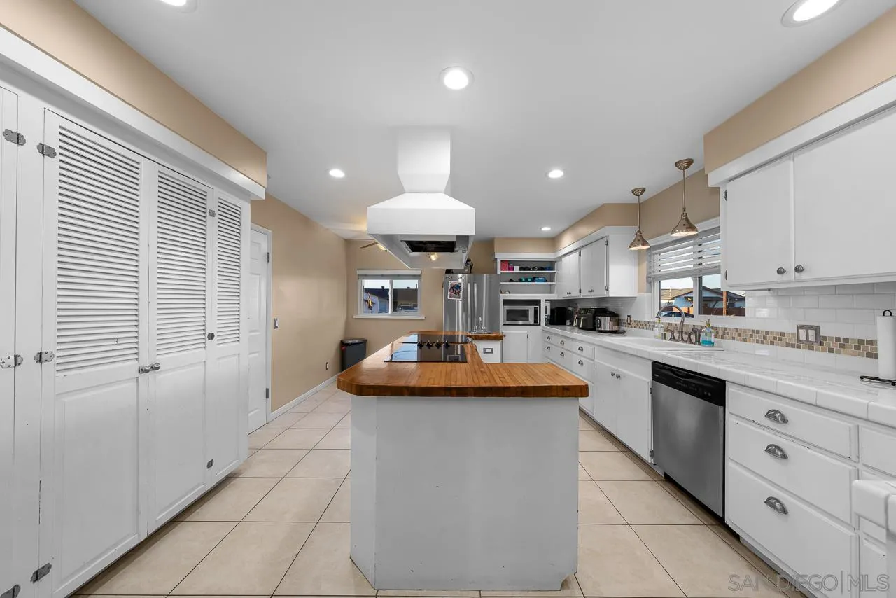 1607 Watwood Road Lemon Grove, CA 91945 - Photo 40 of 68