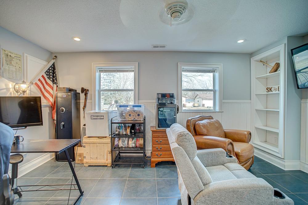 851 Washington Street Prescott, WI 54021 - Photo 13 of 20