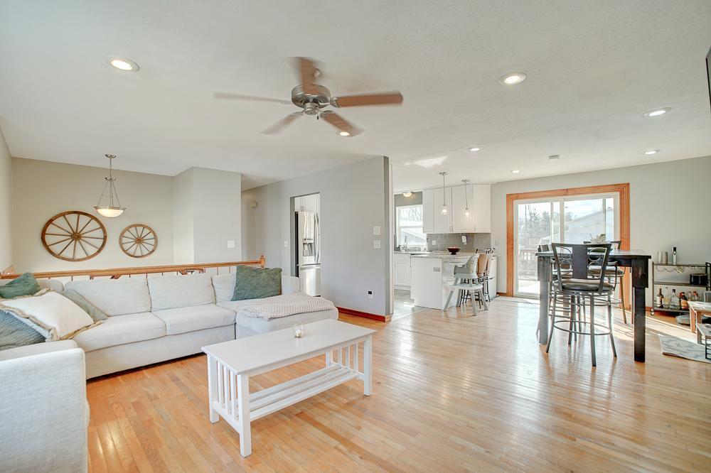 851 Washington Street Prescott, WI 54021 - Photo 3 of 20