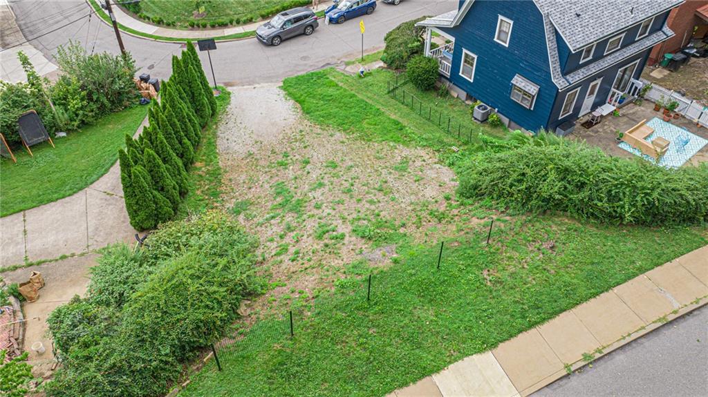 313 Beaver Road Edgeworth, PA 15143 - Photo 2 of 9 Gallery Image 2