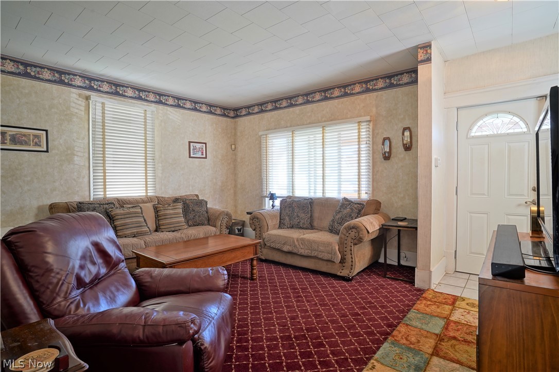 166 Harold Street Akron, OH 44310 - Photo 5 of 29 Gallery Image 5