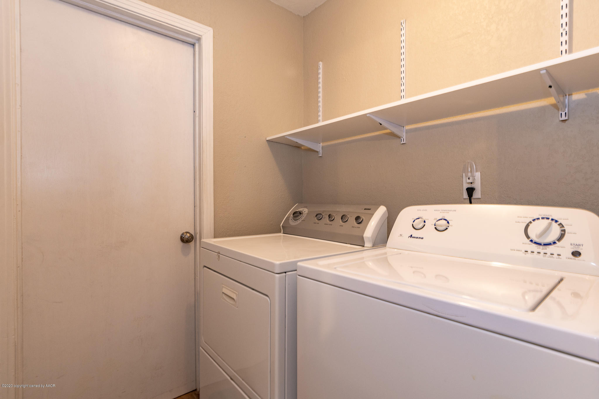 3627 South Travis Street Amarillo, TX 79110 - Photo 18 of 27 Utility Room
