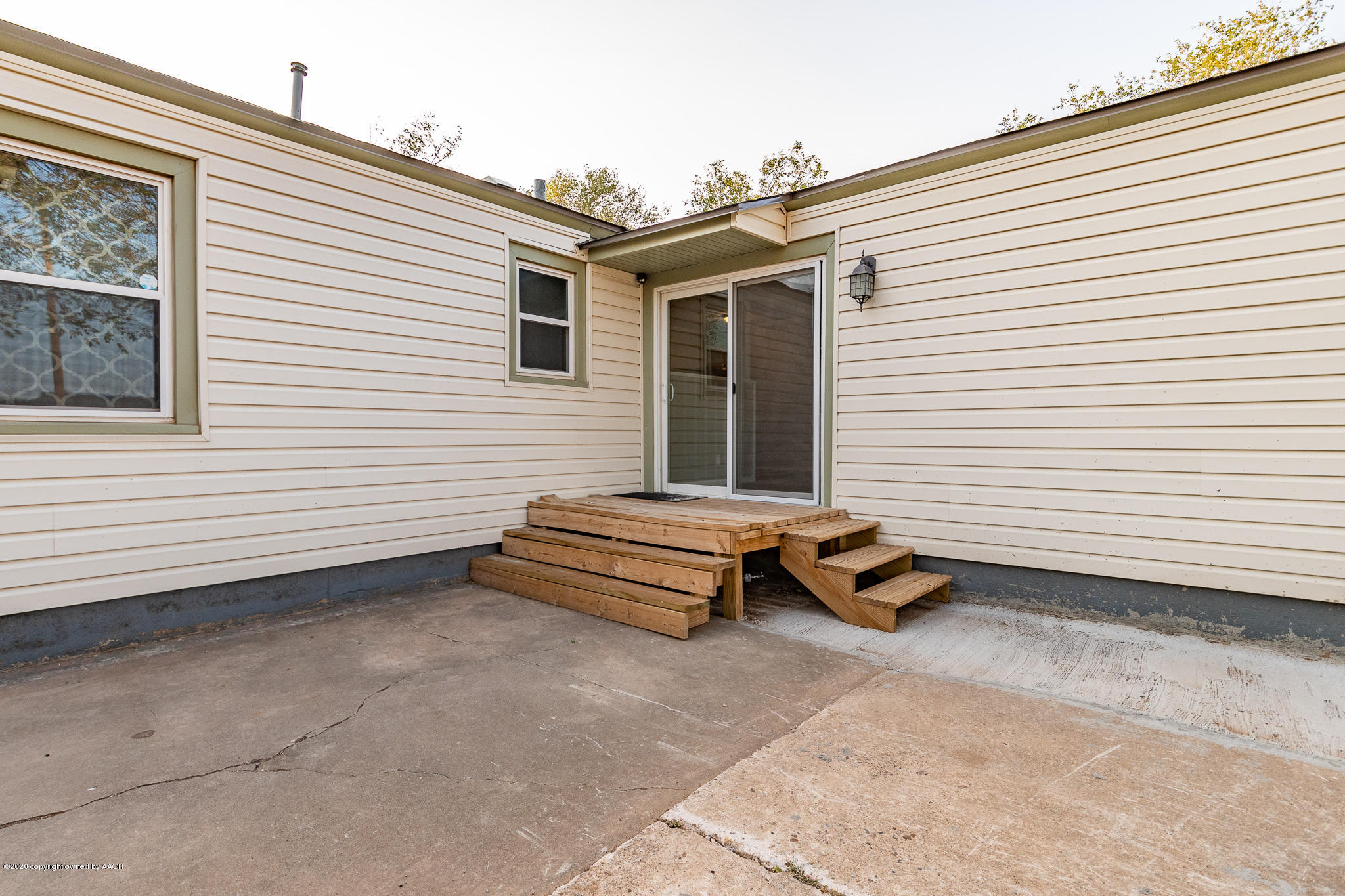 3627 South Travis Street Amarillo, TX 79110 - Photo 23 of 27 Back Patio/Deck