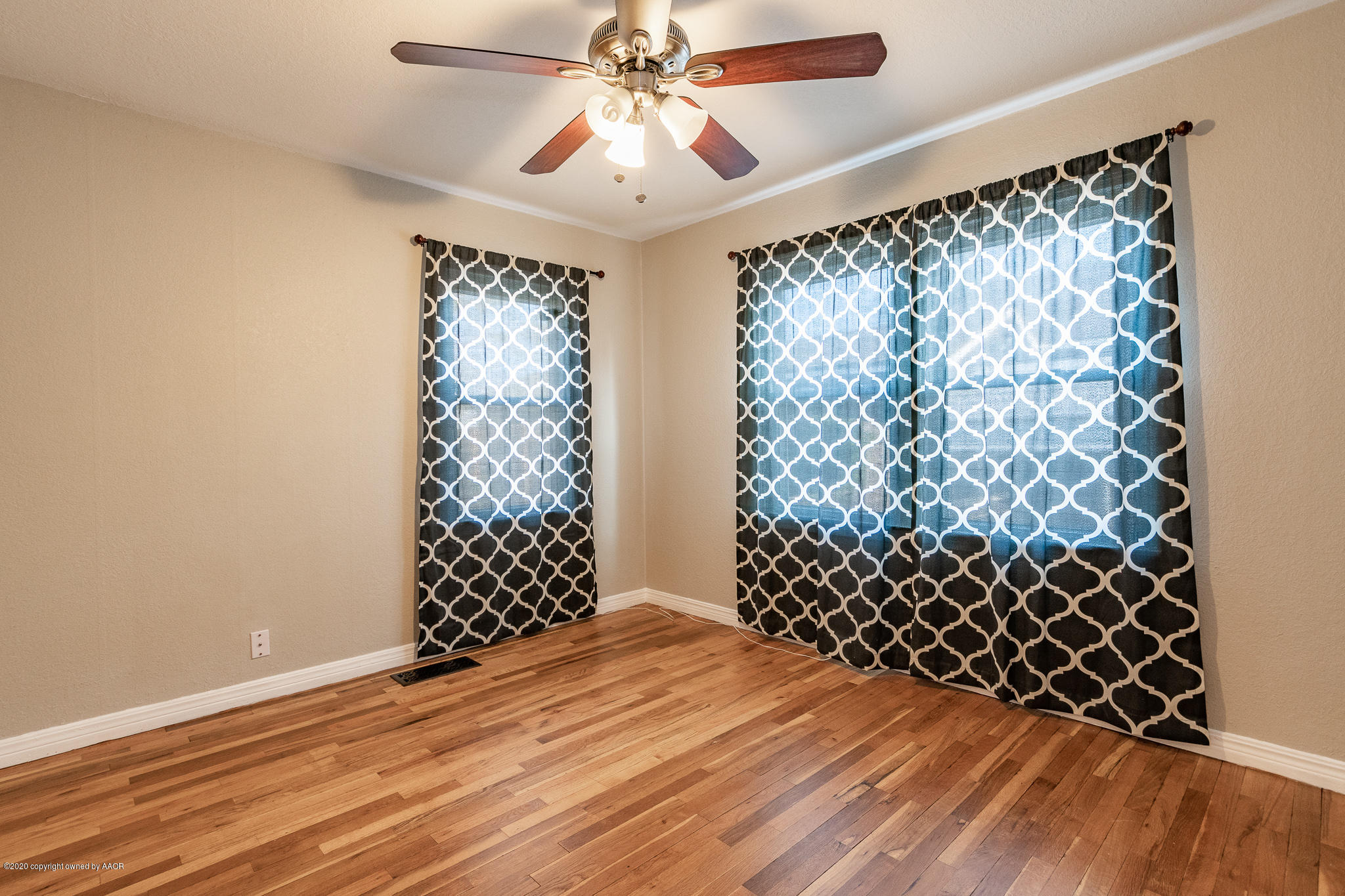 3627 South Travis Street Amarillo, TX 79110 - Photo 7 of 27 Bedroom Two